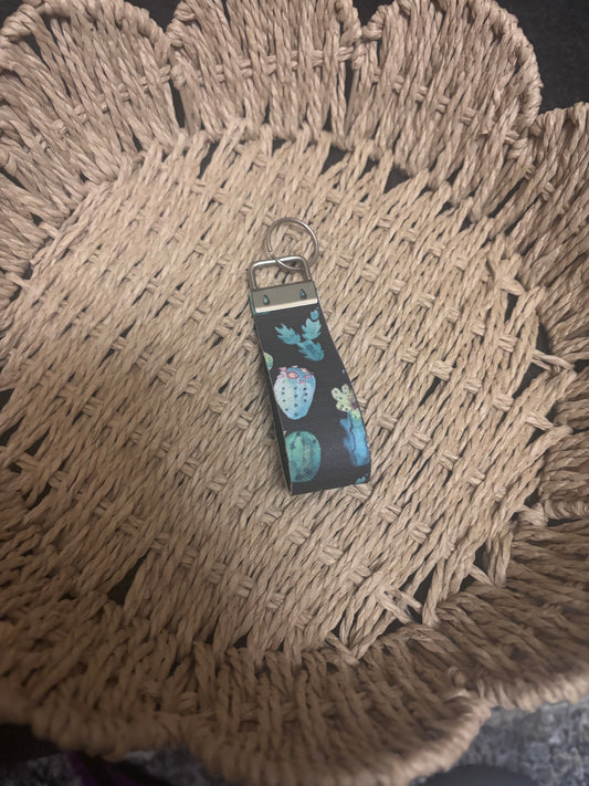 Cactus wristlet